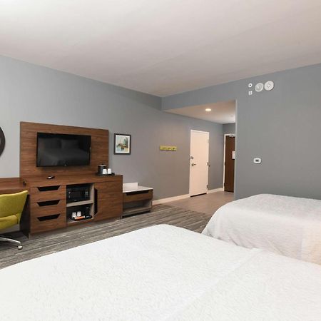 ווסט צ'סטר Hampton Inn & Suites Cincinnati Liberty Township מראה חיצוני תמונה