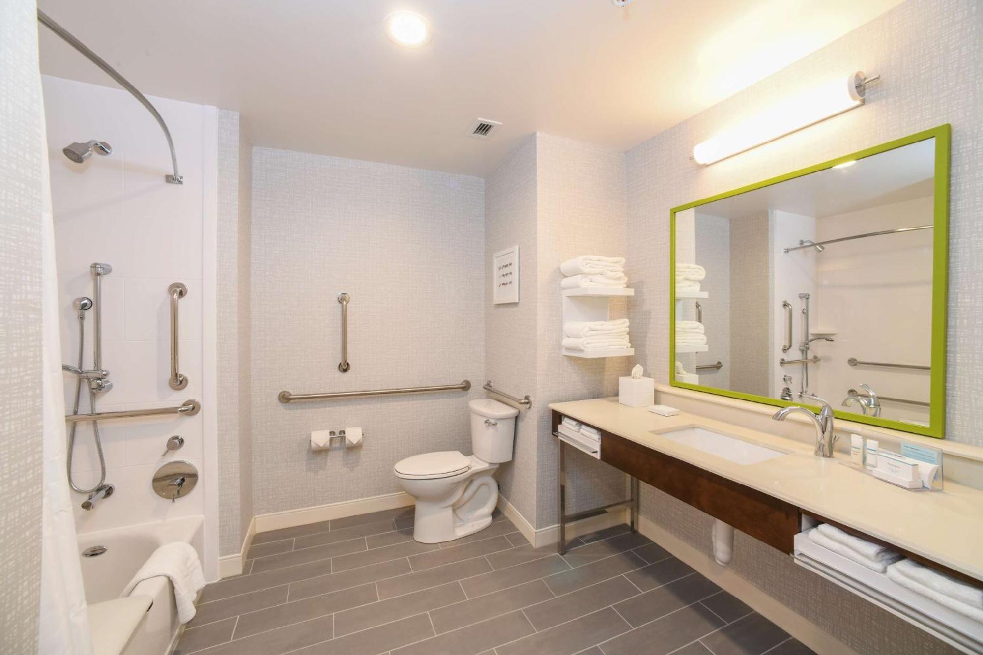 ווסט צ'סטר Hampton Inn & Suites Cincinnati Liberty Township מראה חיצוני תמונה
