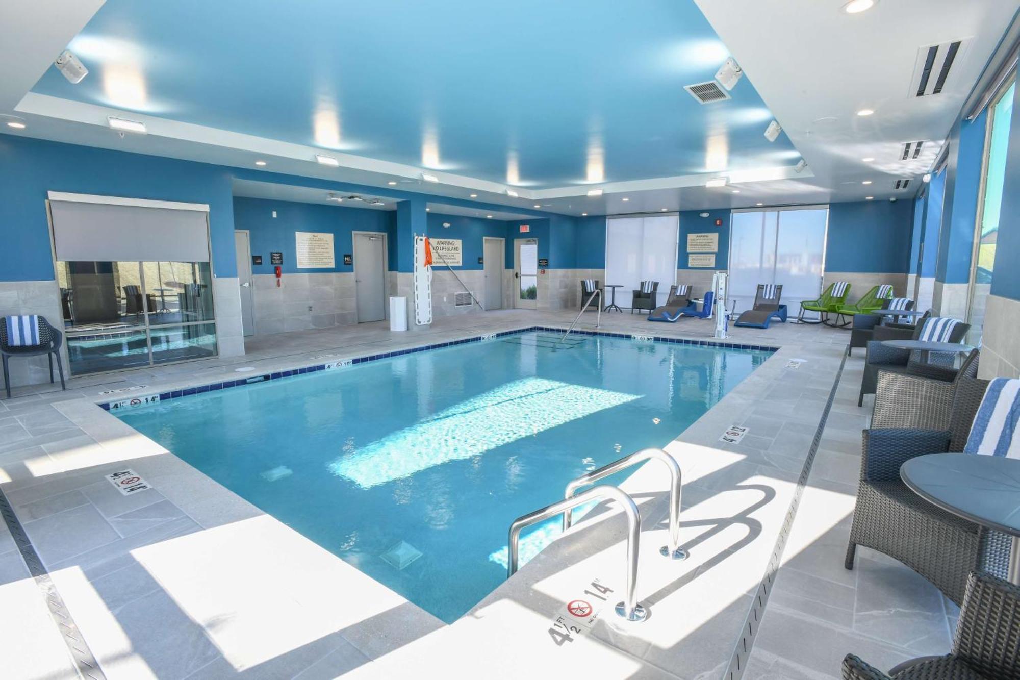 ווסט צ'סטר Hampton Inn & Suites Cincinnati Liberty Township מראה חיצוני תמונה
