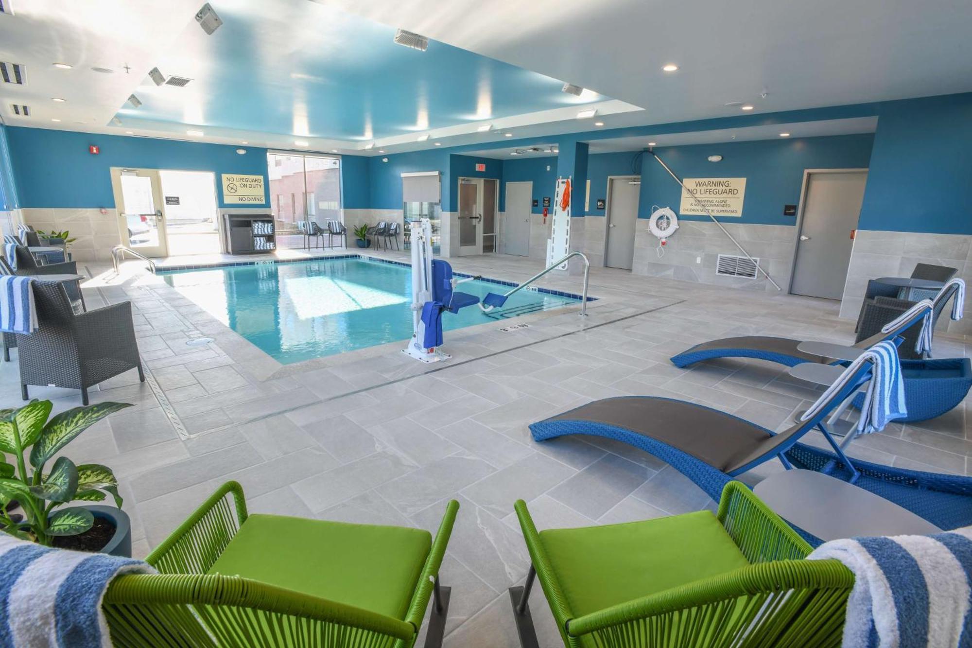 ווסט צ'סטר Hampton Inn & Suites Cincinnati Liberty Township מראה חיצוני תמונה