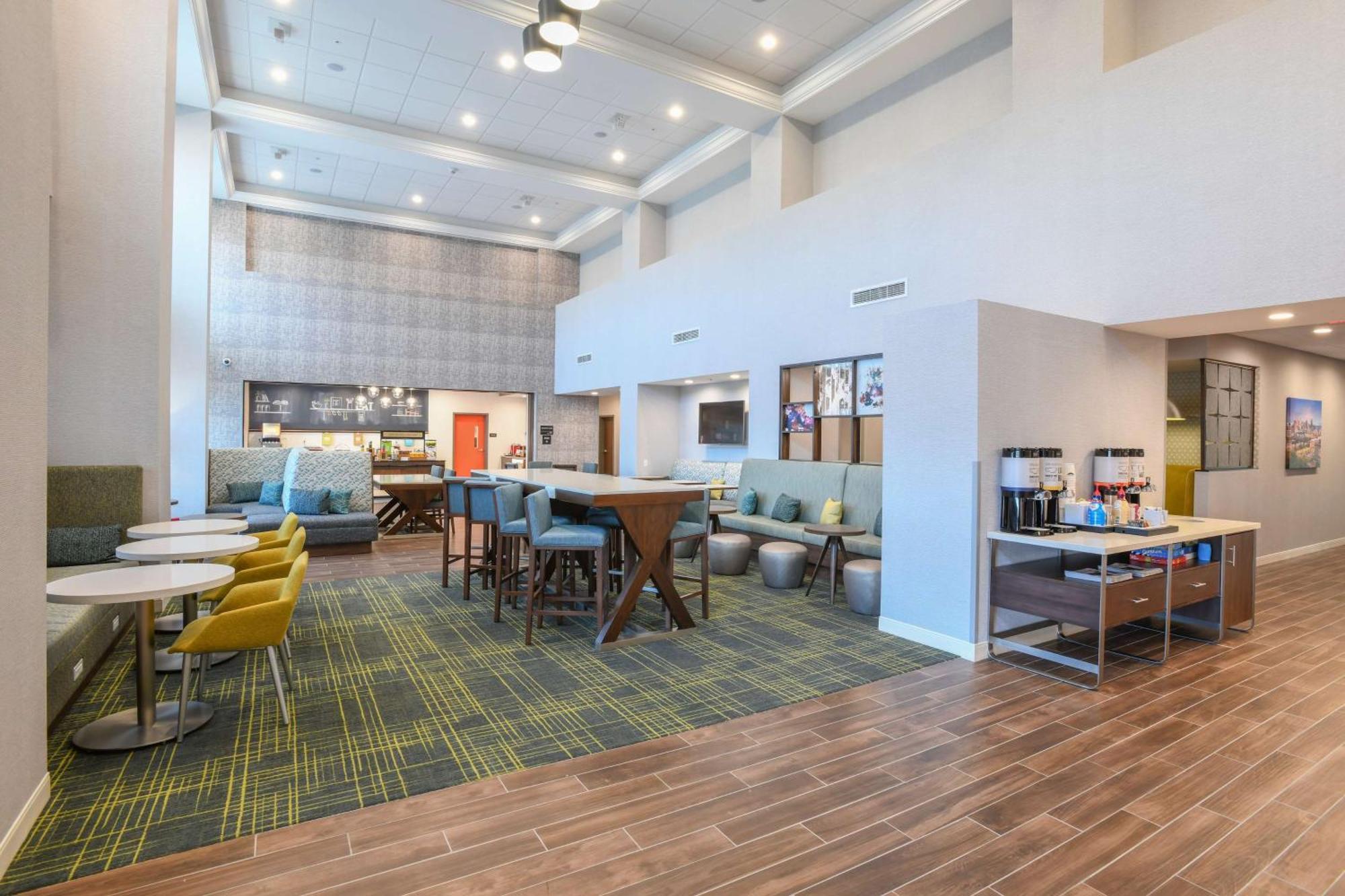 ווסט צ'סטר Hampton Inn & Suites Cincinnati Liberty Township מראה חיצוני תמונה