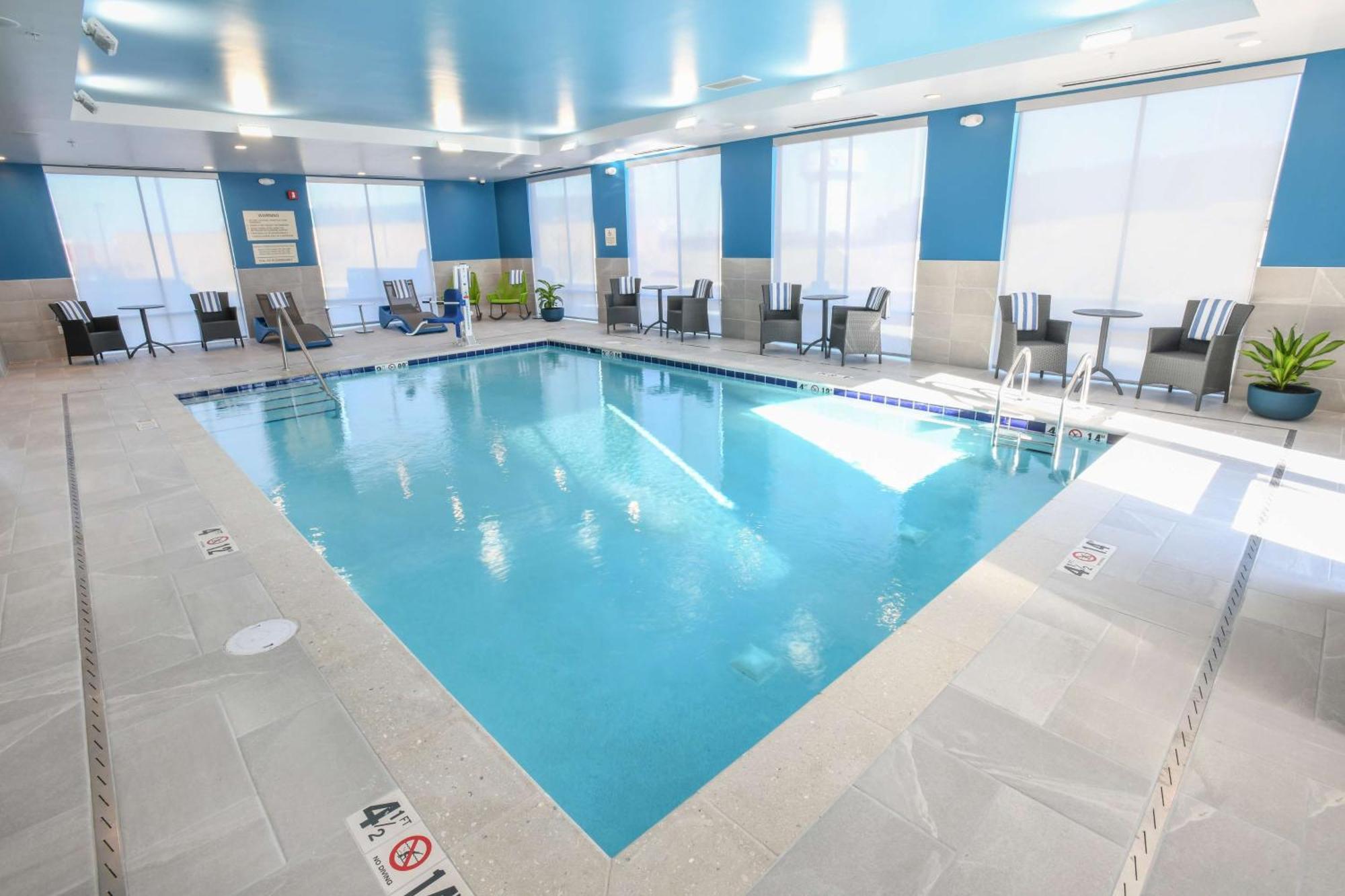 ווסט צ'סטר Hampton Inn & Suites Cincinnati Liberty Township מראה חיצוני תמונה
